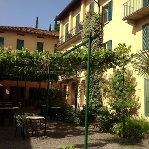 https://albergo-giardinetto.it-lombardy.com