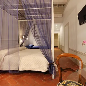 Uffizi Harmony Bed & Breakfast